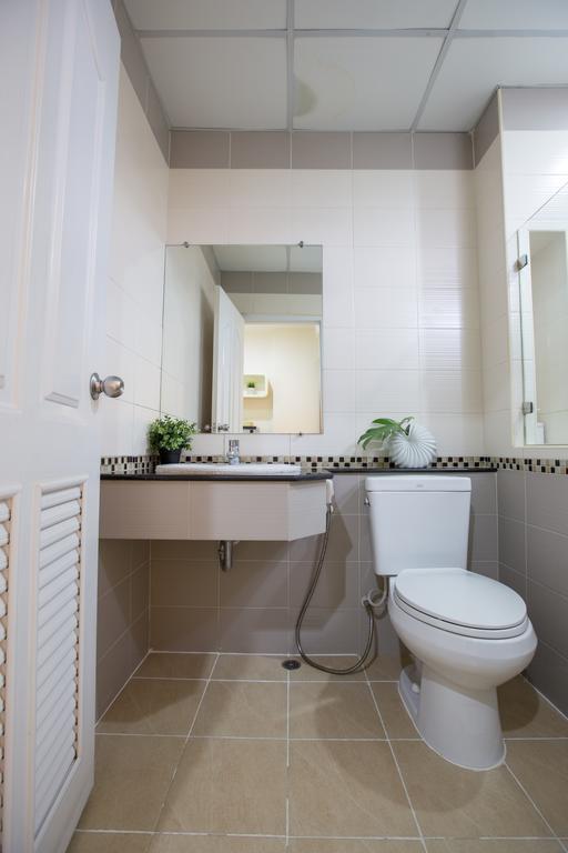 Central Place Serviced Apartment Chonburi Exterior photo